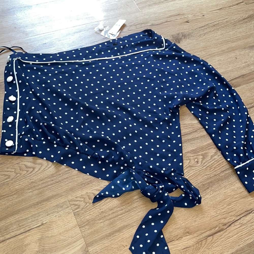 Brand NWT NY&CO blouse